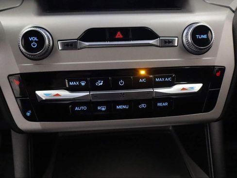 Certified 2023 Ford Explorer XLT w/ Equipment Group 202A image 12