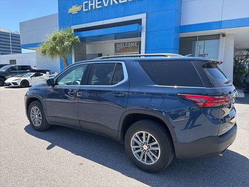 Used 2023 Chevrolet Traverse LT image 13