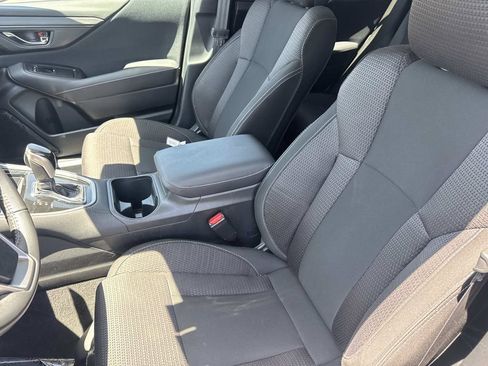 Used 2025 Subaru Outback Premium AWD/4WD image 21