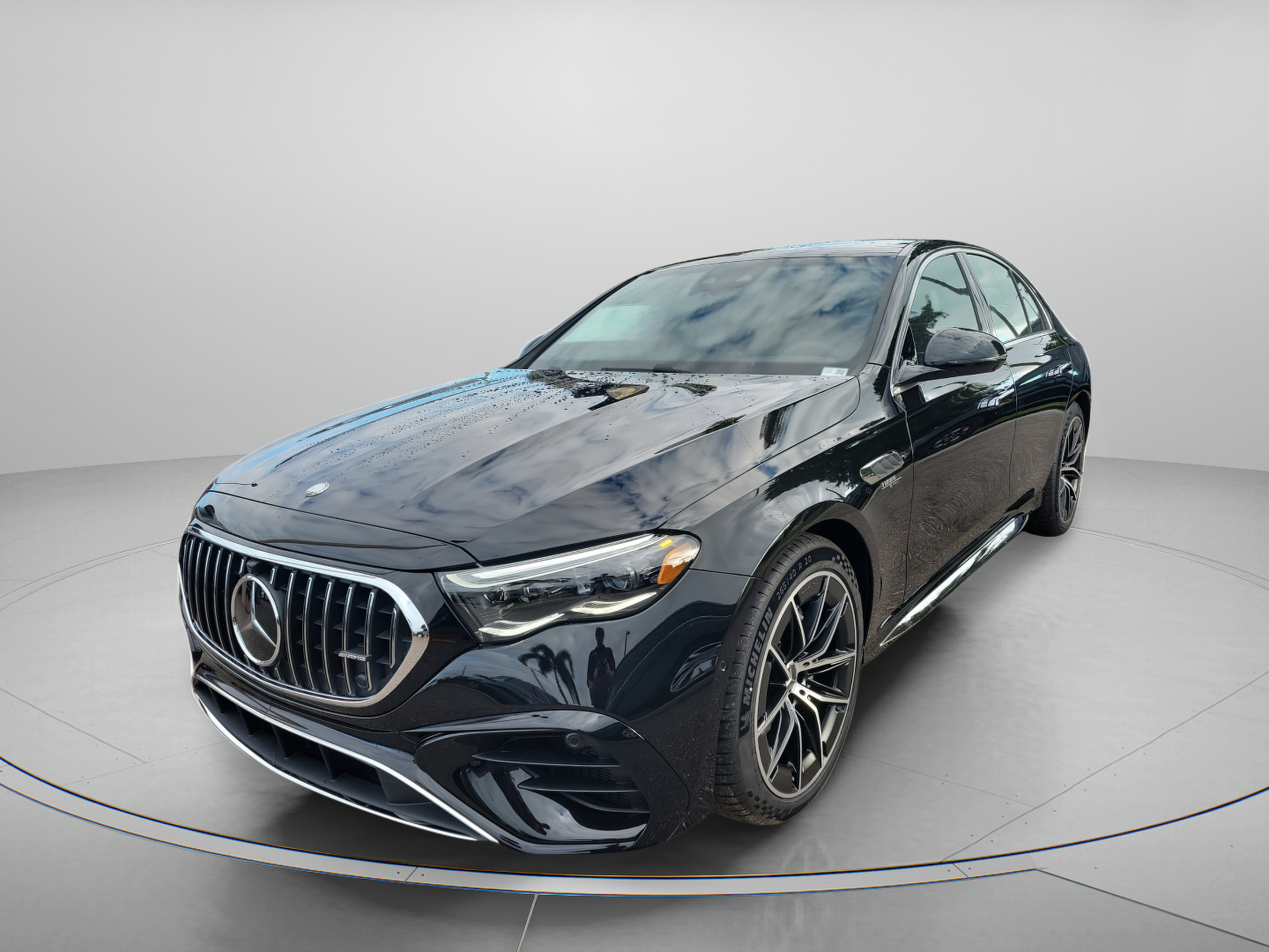 Certified 2026 Mercedes-Benz E 53 AMG e 4MATIC Sedan image 2
