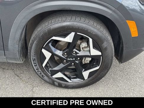 Used 2024 Kia Seltos EX FWD image 7