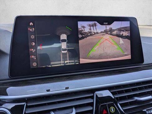 Used 2019 BMW 530e w/ Convenience Package image 14