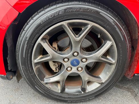 Used 2014 Ford Focus SE w/ Equipment Group 201A FWD image 25