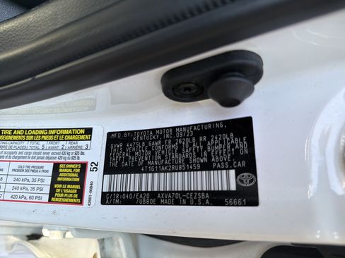 Used 2024 Toyota Camry SE w/ Cold Weather Package FWD image 22