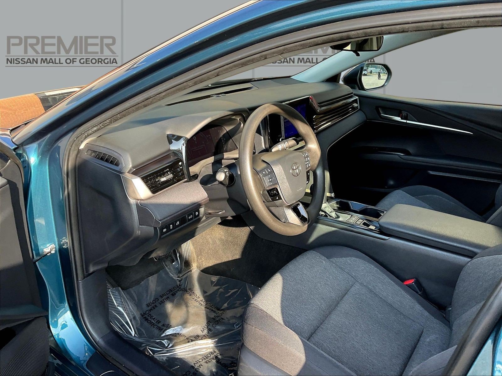 Used 2025 Toyota Camry LE FWD image 19