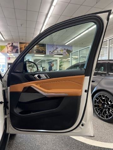 Used 2019 BMW X5 xDrive40i w/ Executive Package AWD/4WD image 31