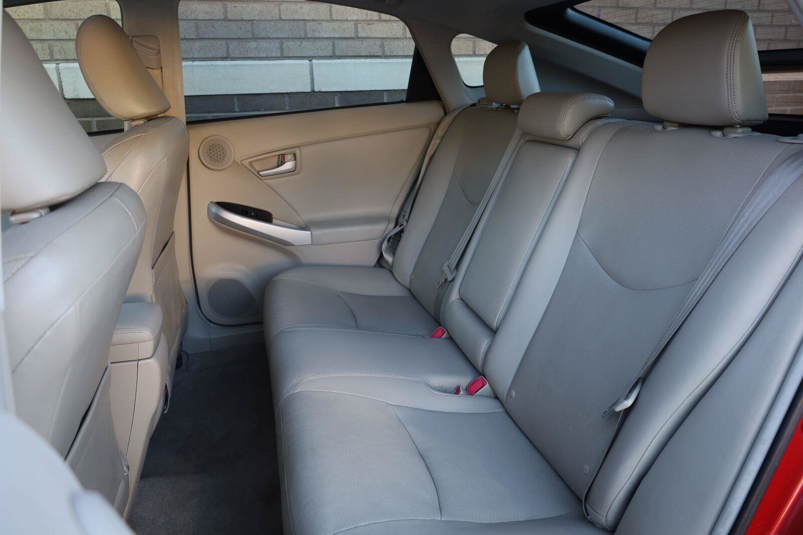 Used 2010 Toyota Prius Four w/ Solar Roof Pkg FWD image 21