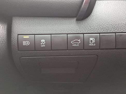 Used 2023 Toyota Camry SE FWD image 23