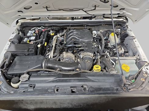 Used 2014 Jeep Wrangler Sport w/ Connectivity Group AWD/4WD image 24