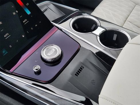 New 2025 Cadillac Escalade IQ Luxury 1 w/ Smart Trailering package image 22