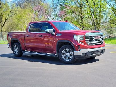 Used 2022 GMC Sierra 1500 SLT w/ SLT Convenience Package