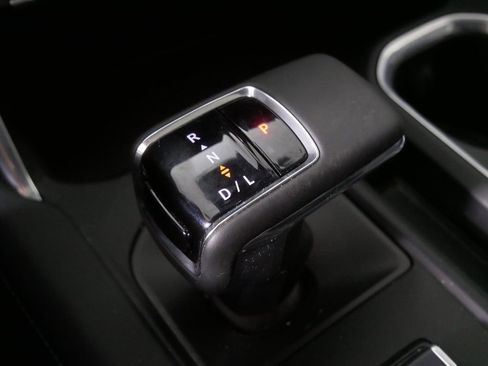 Used 2024 GMC Sierra 1500 Denali w/ Technology Package AWD/4WD image 30
