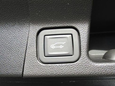 Used 2023 GMC Acadia SLE w/ Driver Convenience Package AWD/4WD image 33