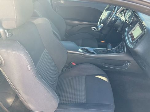 Certified 2019 Dodge Challenger GT w/ Driver Convenience Group image 21