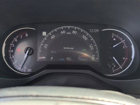 Used 2019 Toyota RAV4 Limited image 12