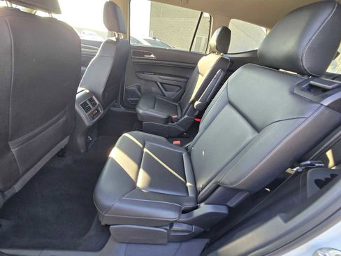 Used 2019 Volkswagen Atlas SE w/ Towing Package image 22