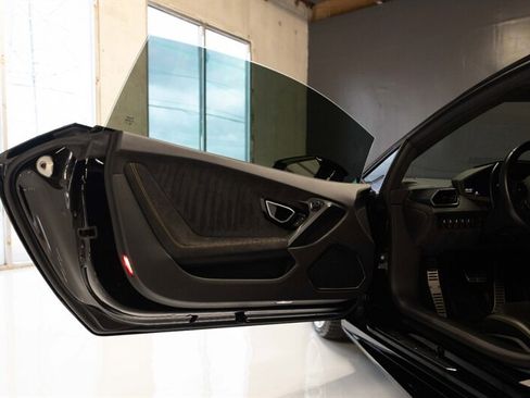 Used 2015 Lamborghini Huracan LP 610-4 image 12