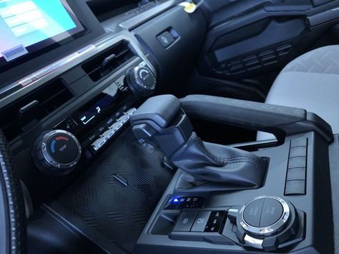 New 2026 Toyota Tacoma SR5 AWD/4WD image 23
