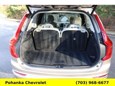 Used 2024 Volvo XC90 B6 Ultimate image 23