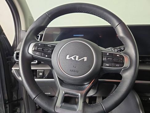 Certified 2025 Kia Sportage EX image 23