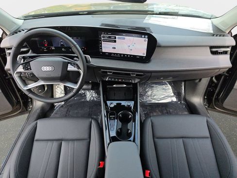 New 2026 Audi Q3 quattro 2.0T AWD/4WD image 34