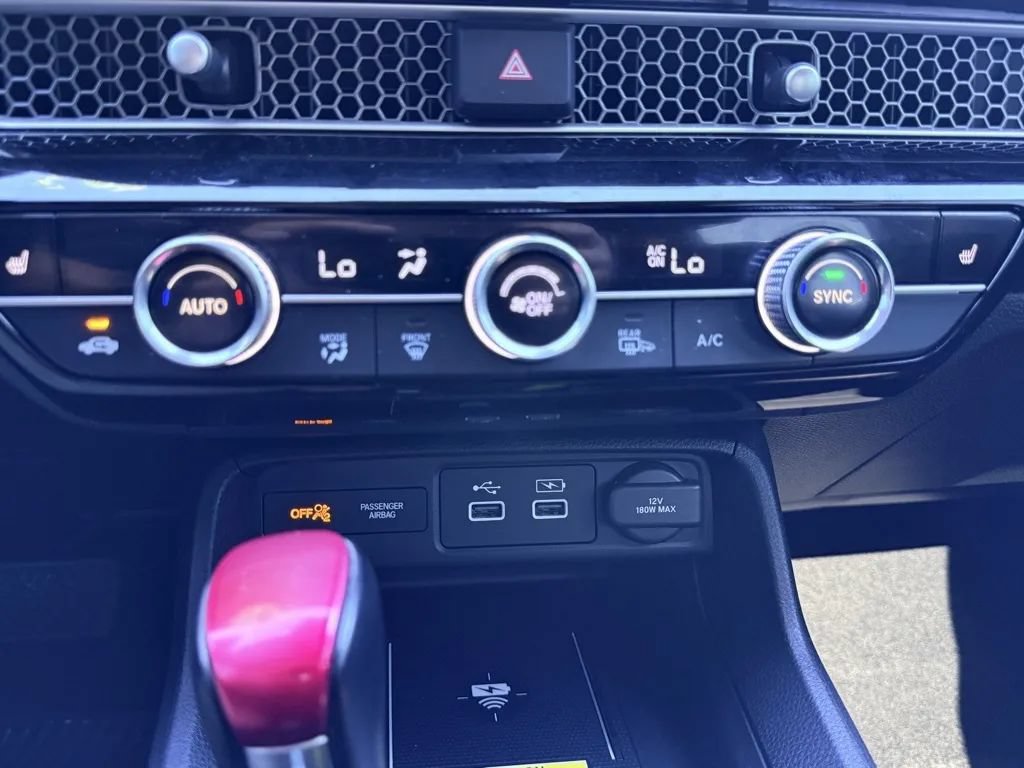 Used 2022 Honda Civic Touring image 35