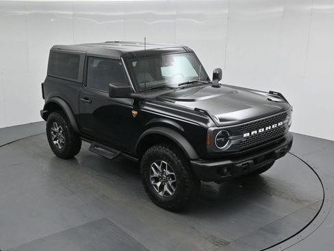 Certified 2023 Ford Bronco Badlands image 38