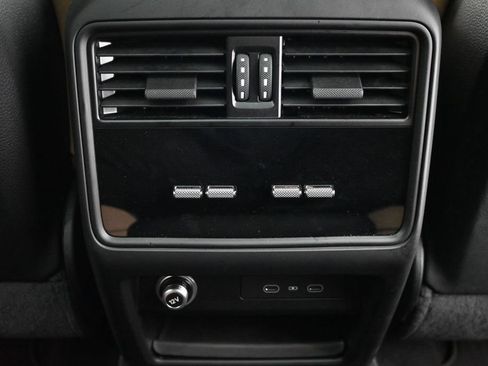 Certified 2026 Porsche Cayenne S AWD/4WD image 8
