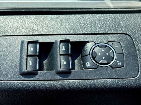 Used 2018 Ford F150 4x4 SuperCrew image 16