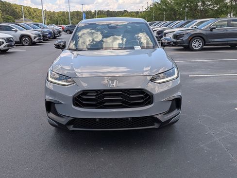 Used 2024 Honda HR-V Sport image 8