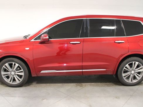 Used 2021 Cadillac XT6 Premium Luxury image 6