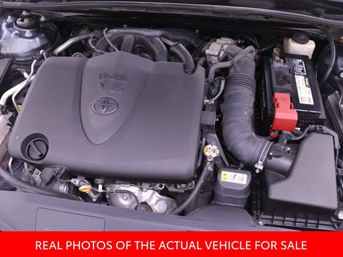 Certified 2019 Toyota Avalon Limited w/ Advanced Safety Package FWD image 17