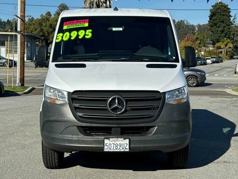 Used 2019 Mercedes-Benz Sprinter 144 image 9