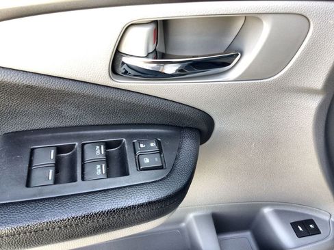 Used 2017 Honda Pilot EX-L image 24