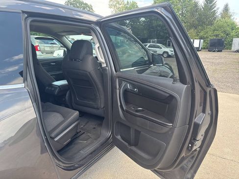 Used 2016 Chevrolet Traverse LT w/ Style and Technology Package AWD/4WD image 15