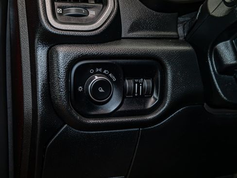 Used 2020 RAM 2500 Tradesman AWD/4WD image 16