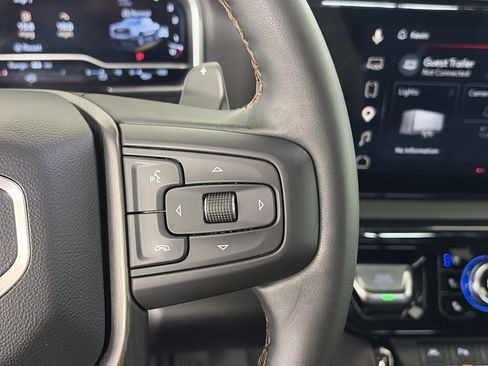 Used 2024 GMC Sierra 1500 AT4 w/ AT4 Premium Package AWD/4WD image 37