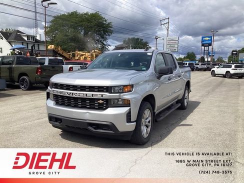 Used 2021 Chevrolet Silverado 1500 Custom AWD/4WD image 3