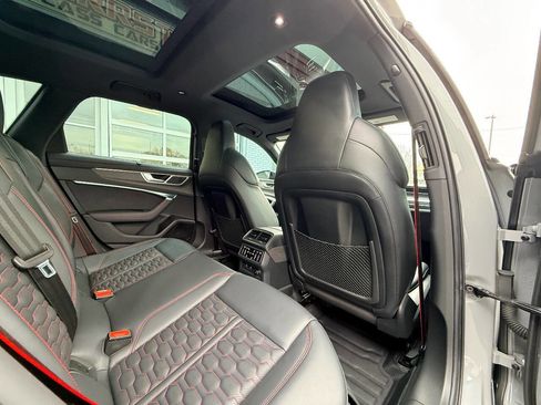 Used 2022 Audi RS 6 image 40
