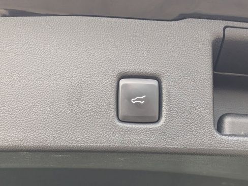 Used 2024 Ford Escape ST-Line image 30