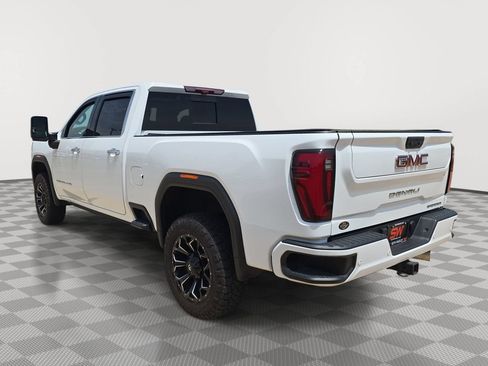 Used 2024 GMC Sierra 2500 Denali w/ Denali Reserve Package AWD/4WD image 5