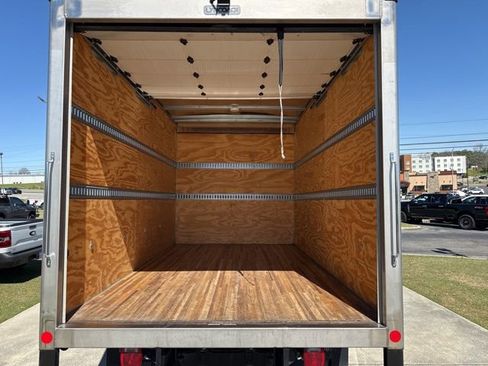 Used 2022 Ford F450 XLT w/ XLT Value Package image 11