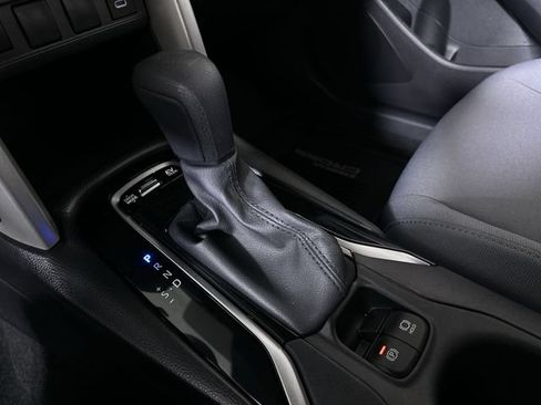 Used 2025 Toyota Corolla Cross AWD Hybrid image 16