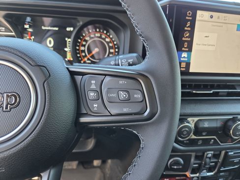 New 2026 Jeep Gladiator Sport image 20