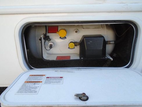 Used 2019 Chevrolet Express 4500 w/ RV Package image 51