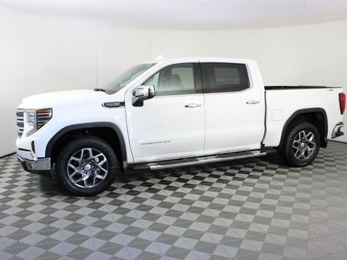 New 2026 GMC Sierra 1500 SLT w/ SLT Premium Plus Package AWD/4WD image 2