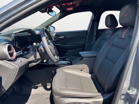 New 2026 Chevrolet Trax RS image 9
