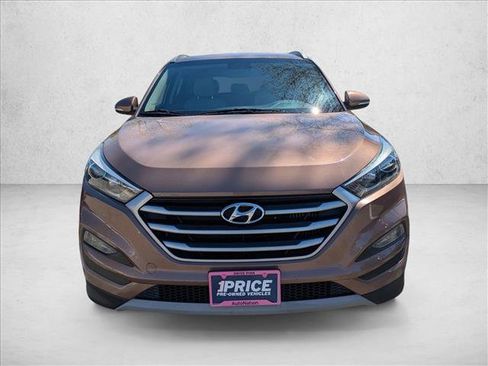 Used 2017 Hyundai Tucson Sport AWD/4WD image 2