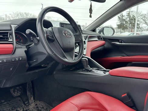 Used 2023 Toyota Camry XSE image 8