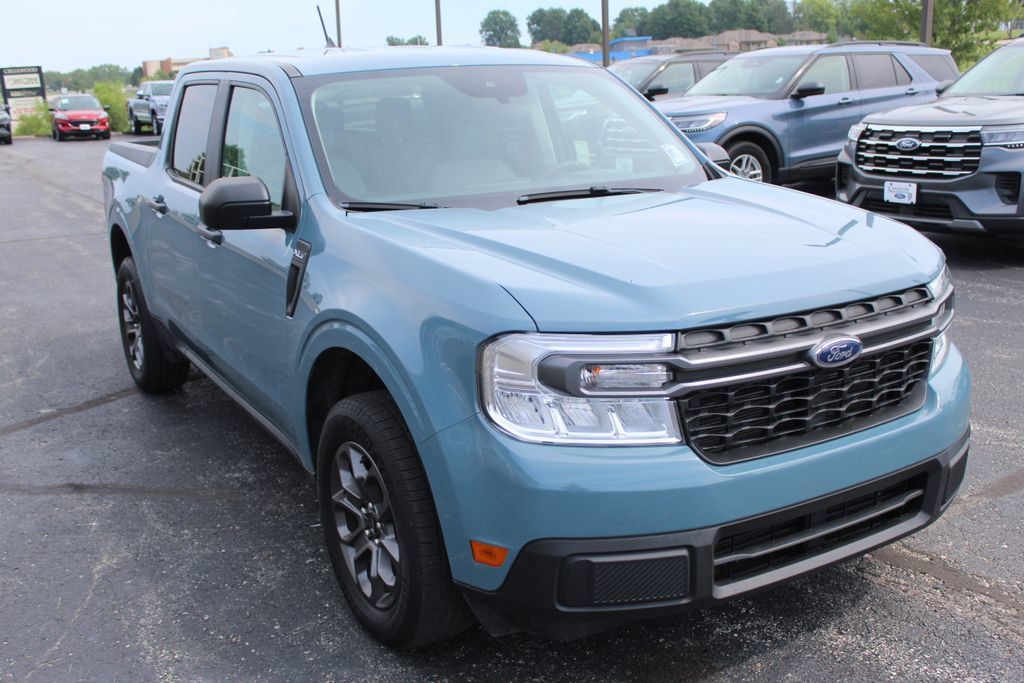 Used 2023 Ford Maverick XLT FWD image 7